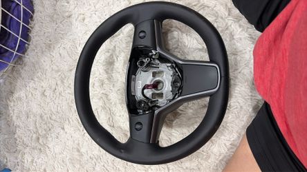 2023 Tesla Model Y steering wheel