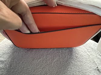 Michael Kors Jet Set Large Saffiano Leather Crossbody Bag in Orange NWT