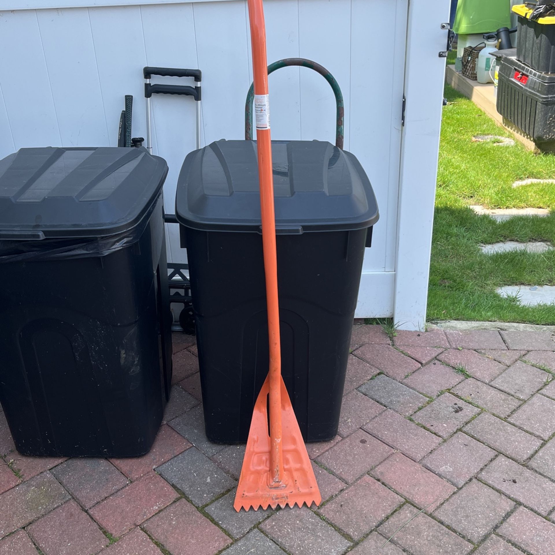 55” Roof Shingle Remover