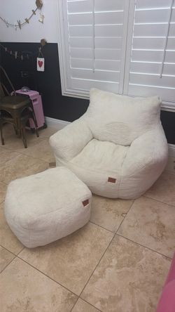 Chase Lounger with ottoman