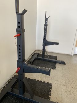 Independent Squat Stand-Free Standing, Brand New