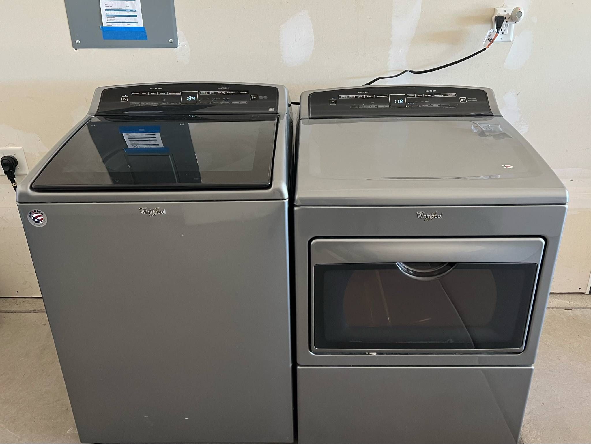 Whirlpool Washer and Dryer (delivery available)
