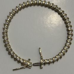 14k gold Beautiful Diamond Tennis Bracelet 