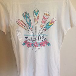NWT. Ladies Salt Life Shirt