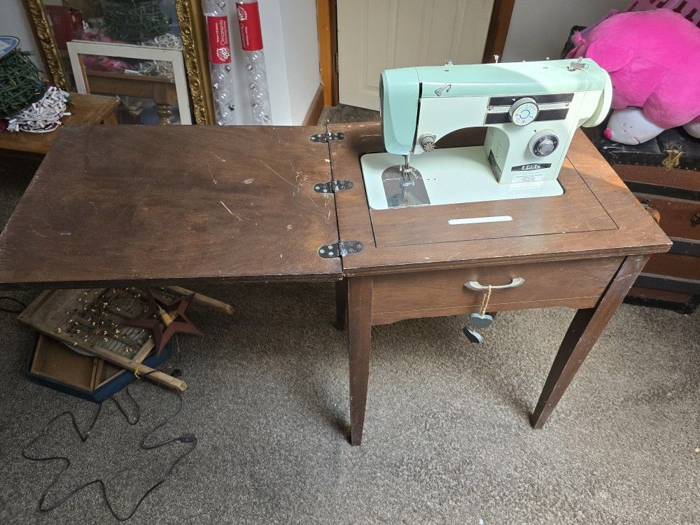 Old Sewing Machine!