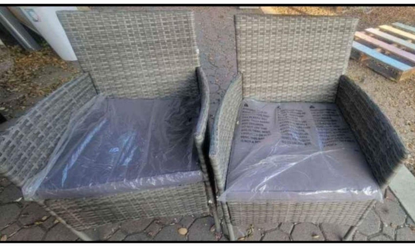 Brand New Patio Set