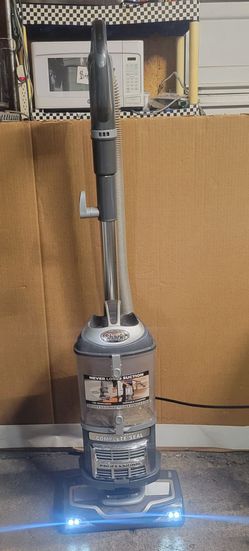 Shark vacuum Cleaner ...