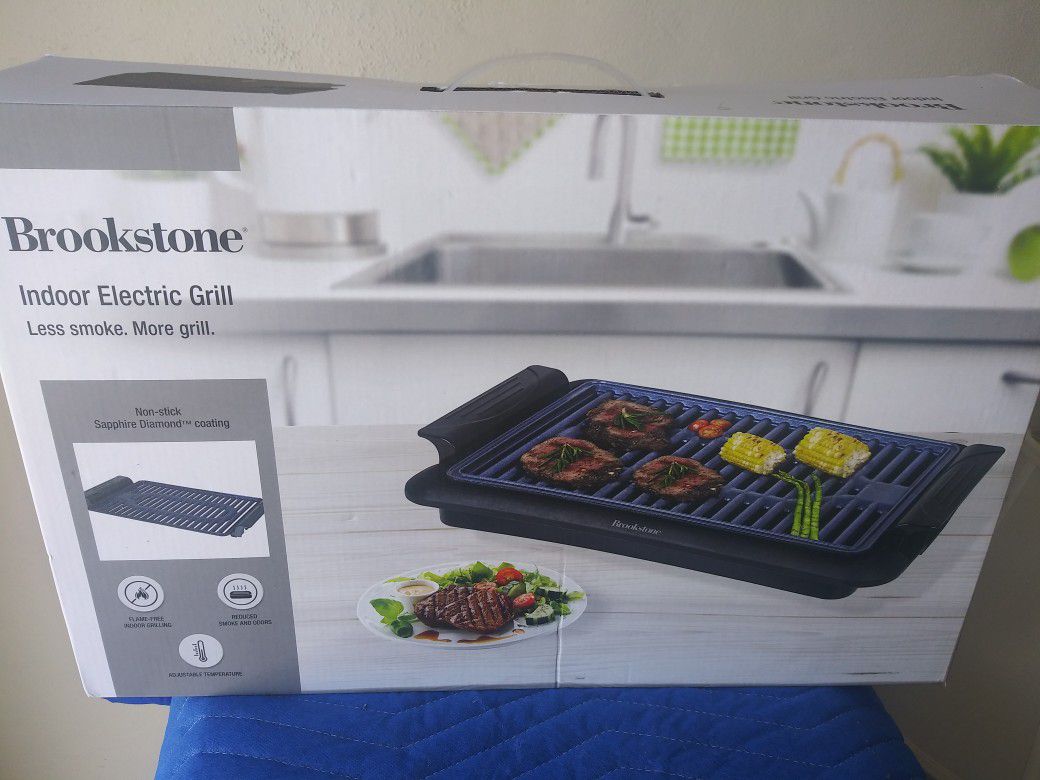 BROOKSTONE INDOOR ELECTRIC GRILL