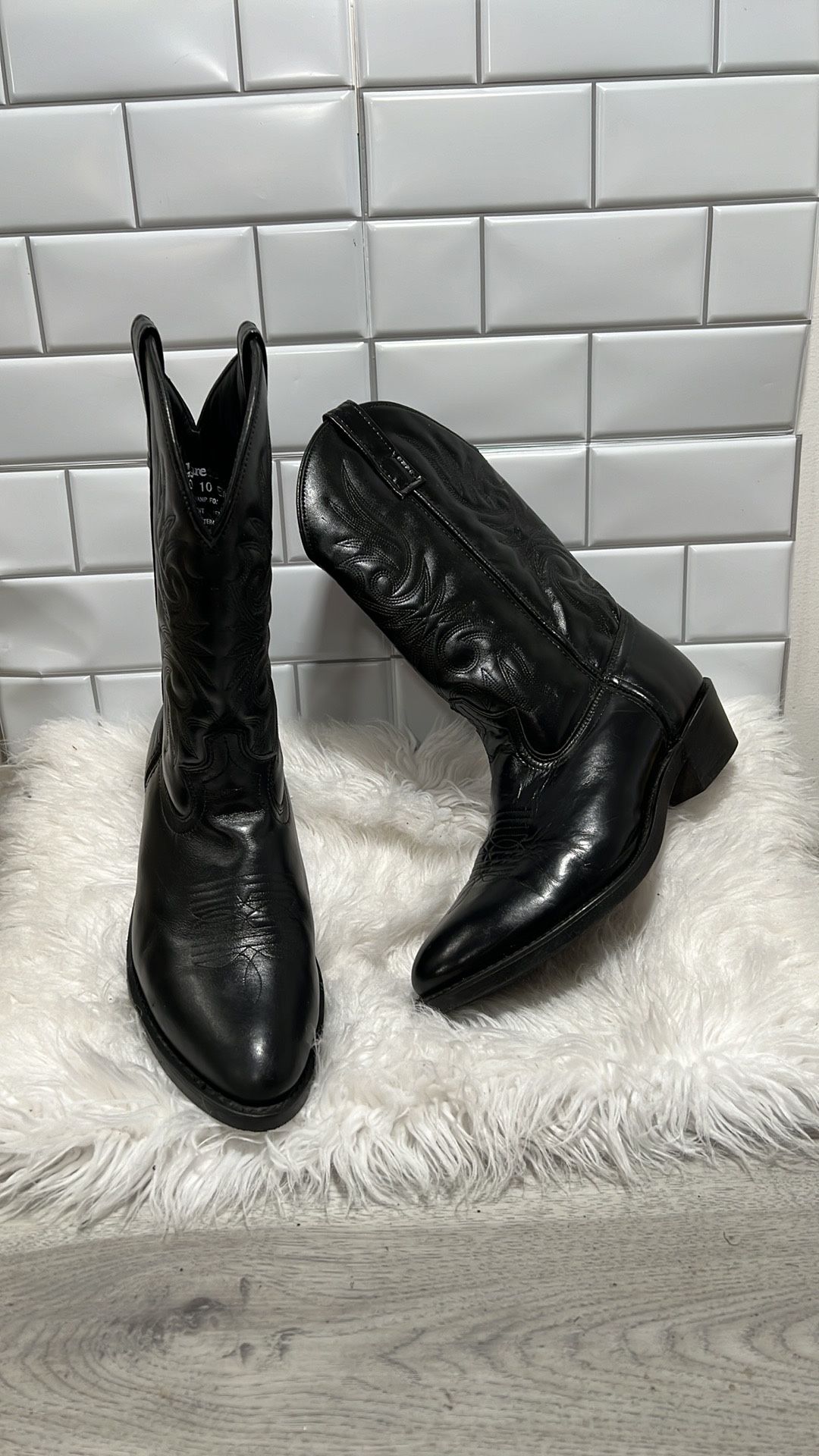 Laredo Paris Cowboy Western Boots Black Leather Cowhide Men's Size 10 EW  #4240