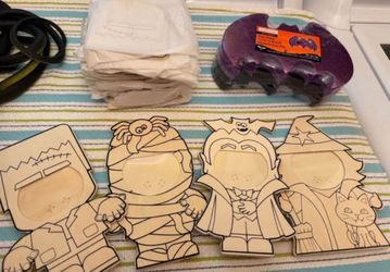 Halloween monster picture frames & foam glitter bats