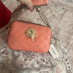 Guess purse 