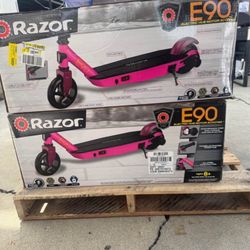 Razor Black Label E90 Electric Scooter - Green, for Child Ages 8+ and up to 120 llos, up to 10 mph