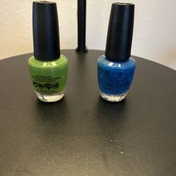 Nail polish… Seahawks colors!