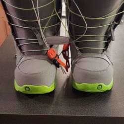 Burton Moto Mens Size 11