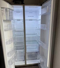 Vendo refrigerador semi Nuevo