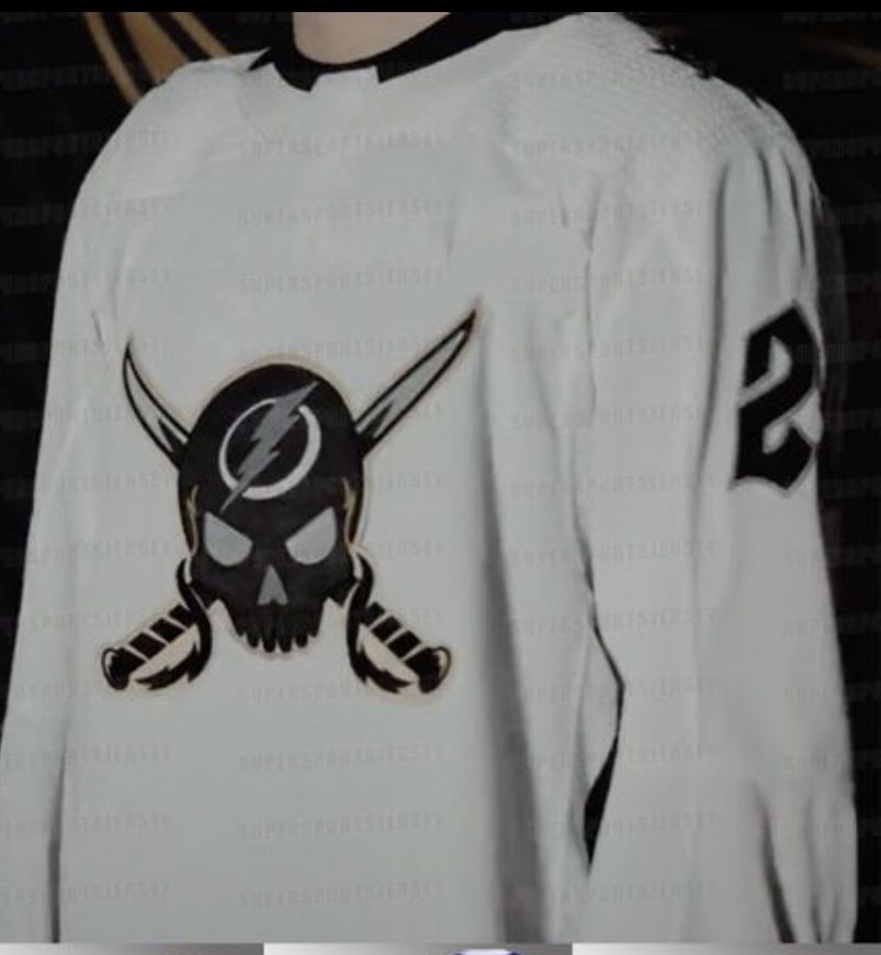Brayden Point #21 Tampa Bay Lightning White Gasparilla Jerseys New With  Tags for Sale in Riverview, FL - OfferUp