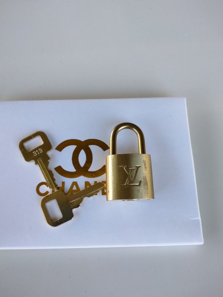 Louis Vuitton  Lock With 2 Keys