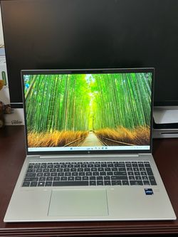 HP Elitebook 860 16” G9 Notebook PC
