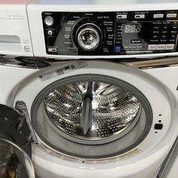 GE Washing Machine and Dryer Combo