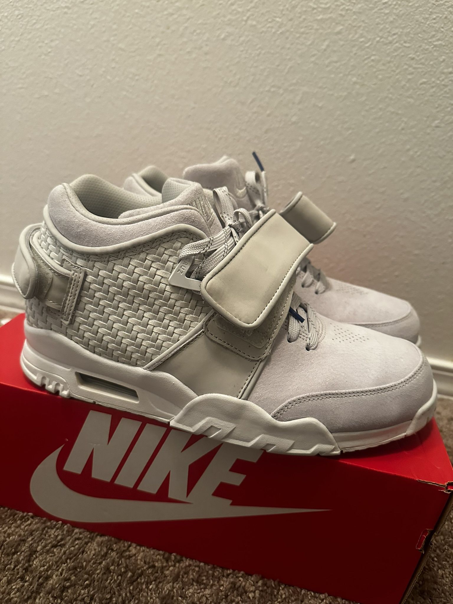 Nike Air Trainer V Cruz “Light Bone” Size 9.5