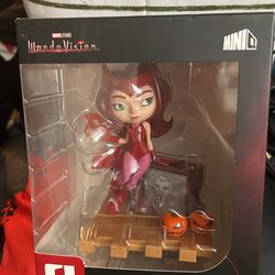 Halloween Marvel Wanda Figurine