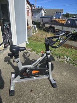 YOSUDA Indoor Cycling Exercise Bike / Spin Bike