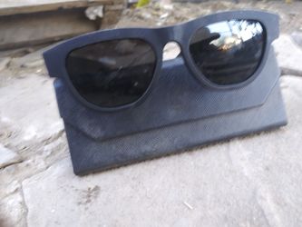 Bluetooth music sumglasses