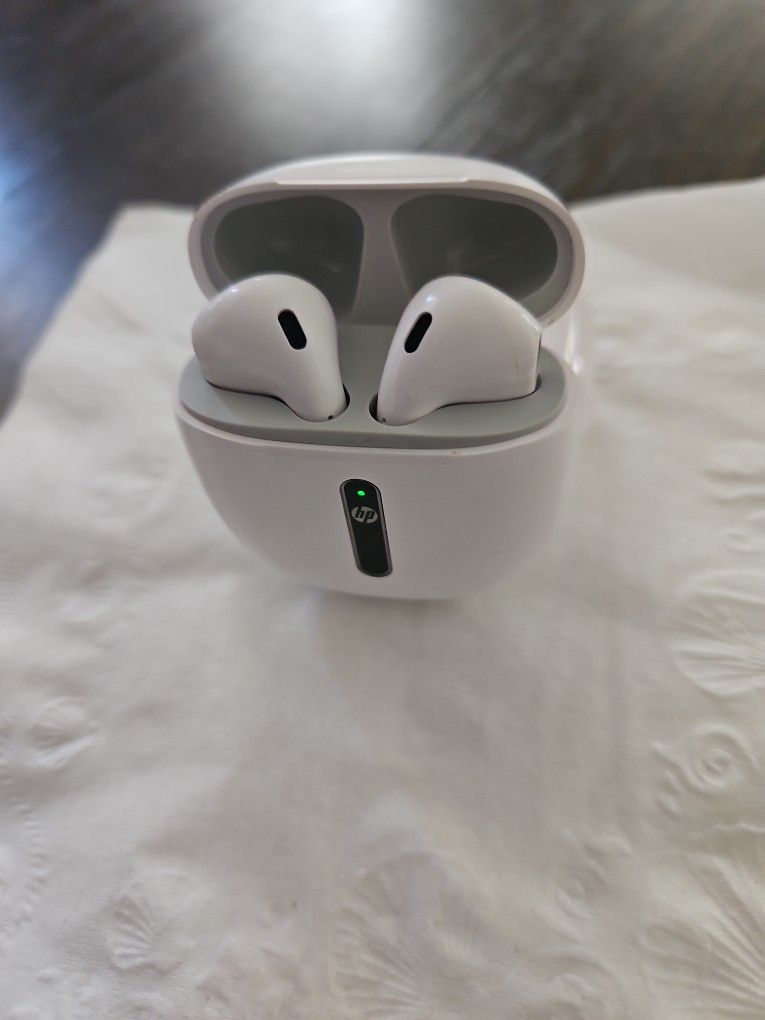 Audífonos Inalámbricos HP – En Buen Estado