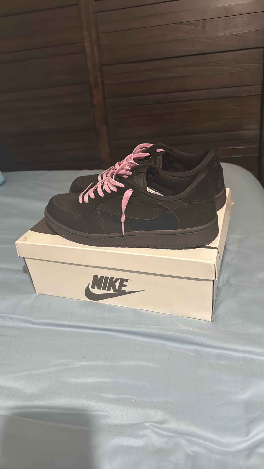 jordan 1 low travis scott "velvet"
