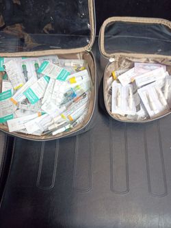 TATTOO NEEDLES