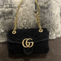 Gucci Black Velvet Marmont 