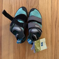 Kids Climbing Shoes Brand New