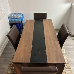 Table With 4 Chairs