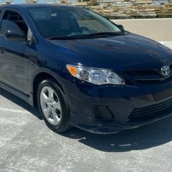 2012 toyota corolla S