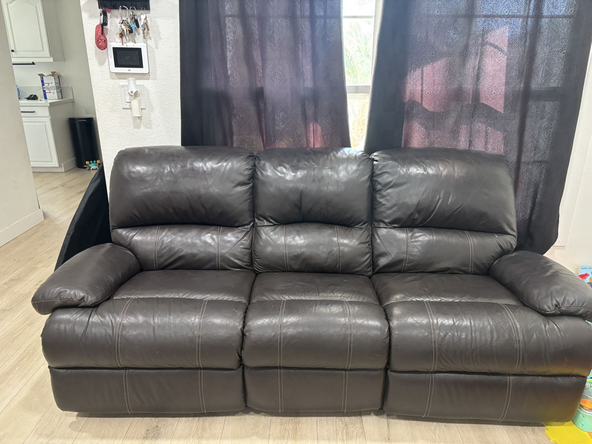 reclining chocolate brown leather sofas