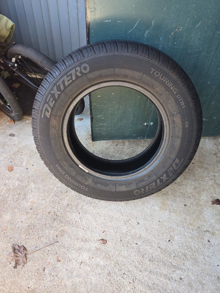 4 DEXTERO TIRES