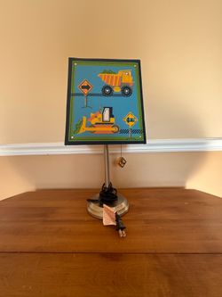 Kids construction themed lamp