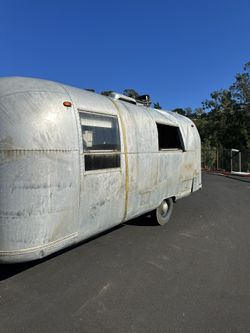 1966 Airstream Safari