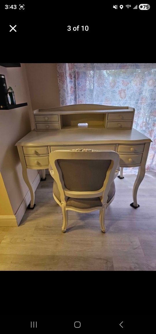 Pottery Barn Wooden Desk And Chair