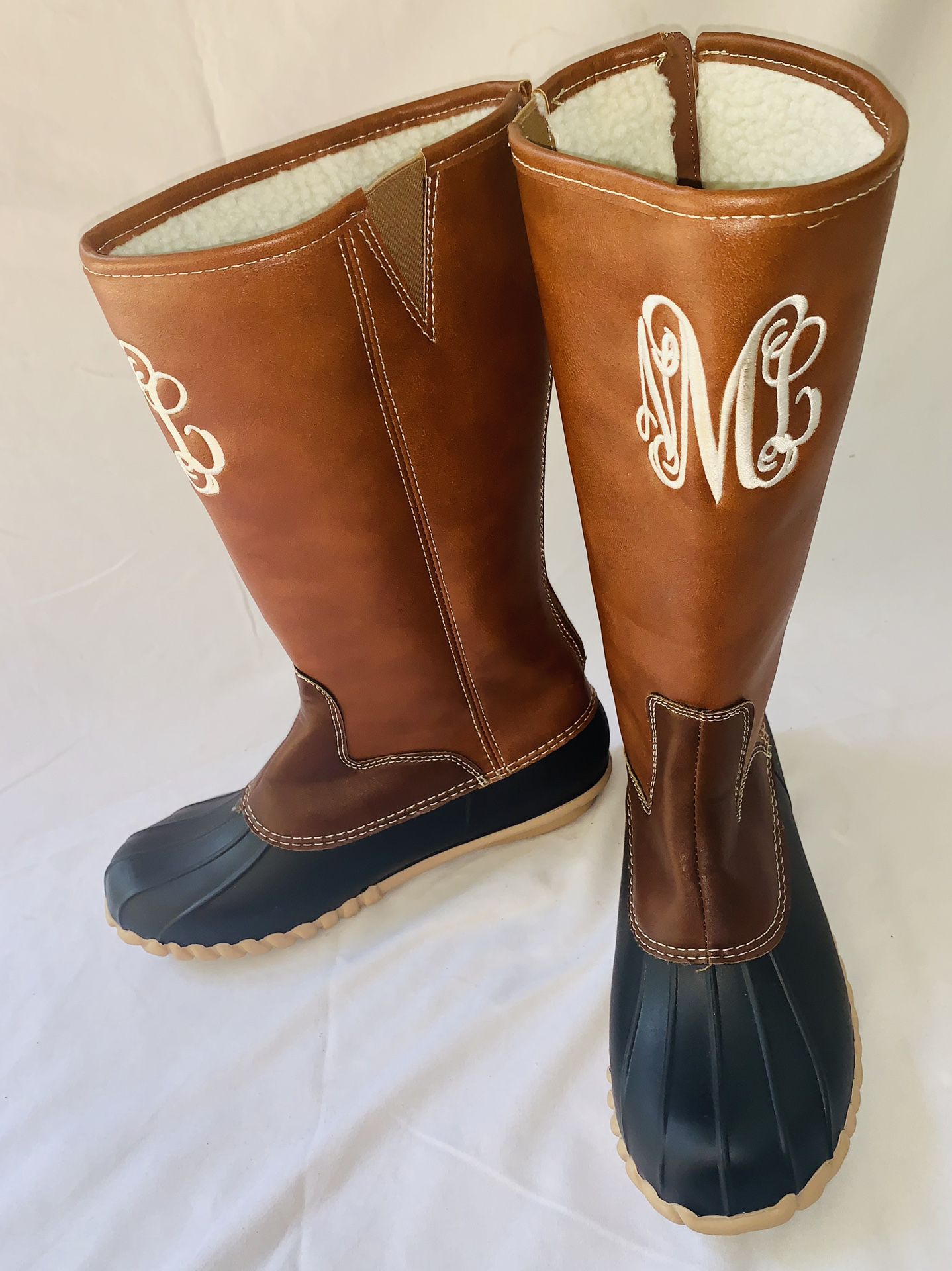 Women’s Rain Boots Duck Boots Waterproof Insulated, Monogramed Brown/ Black sz 5
