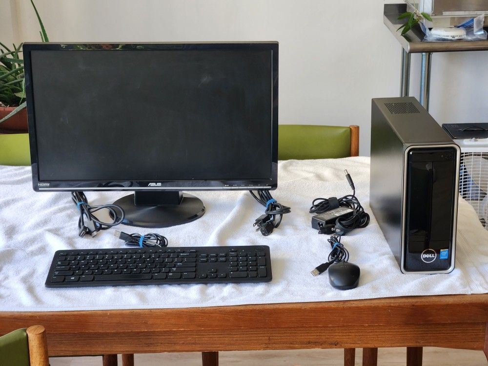 Dell Inspiron 3646 Windows Desktop / Asus 24S LCD Monitor 