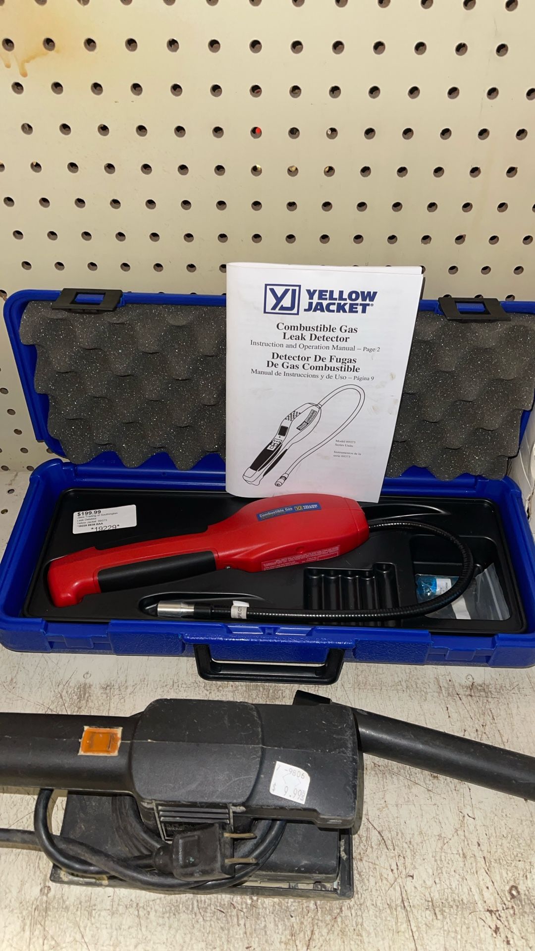 Yellow Jacket, Combustible Gas Leak Detector 69373