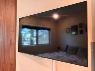 Samsung 43” Crystal UHD 4K Smart TV