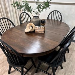 ***NEWLY REFINISHED*** 9 Piece Antique Quarter Sawn (Tiger Oak) Dining Table Set