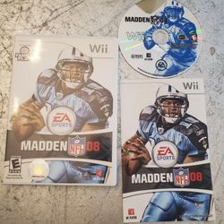 Madden NFL 08  Nintendo Wii CIB video game