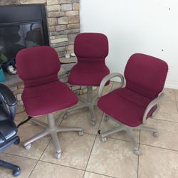 Free Chairs
