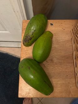 3 Large Fresh Avocados