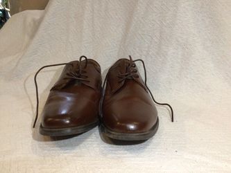 Nunn Bush Men's Brown Leather Dress Shoes – Size 10.5 M (Gently Used)