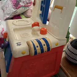 Toy Kitchen
