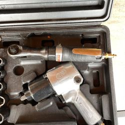 Ingersoll Rand 2317G 1/2" Air Impact Wrench and 3/8" Air ratchet Combination Kit, incl 5-piece Socket Set, Carrying case
